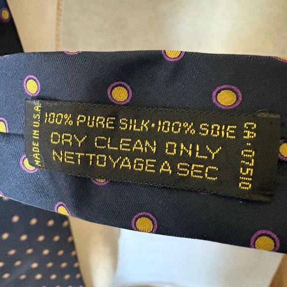 Vintage Giorgio Armani Silk Tie Navy Blue Double Polka Dot Tie - Picture 4 of 5